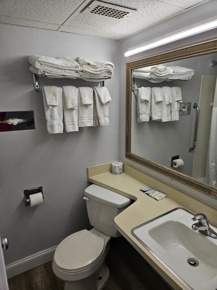 Superior Queen Room interior